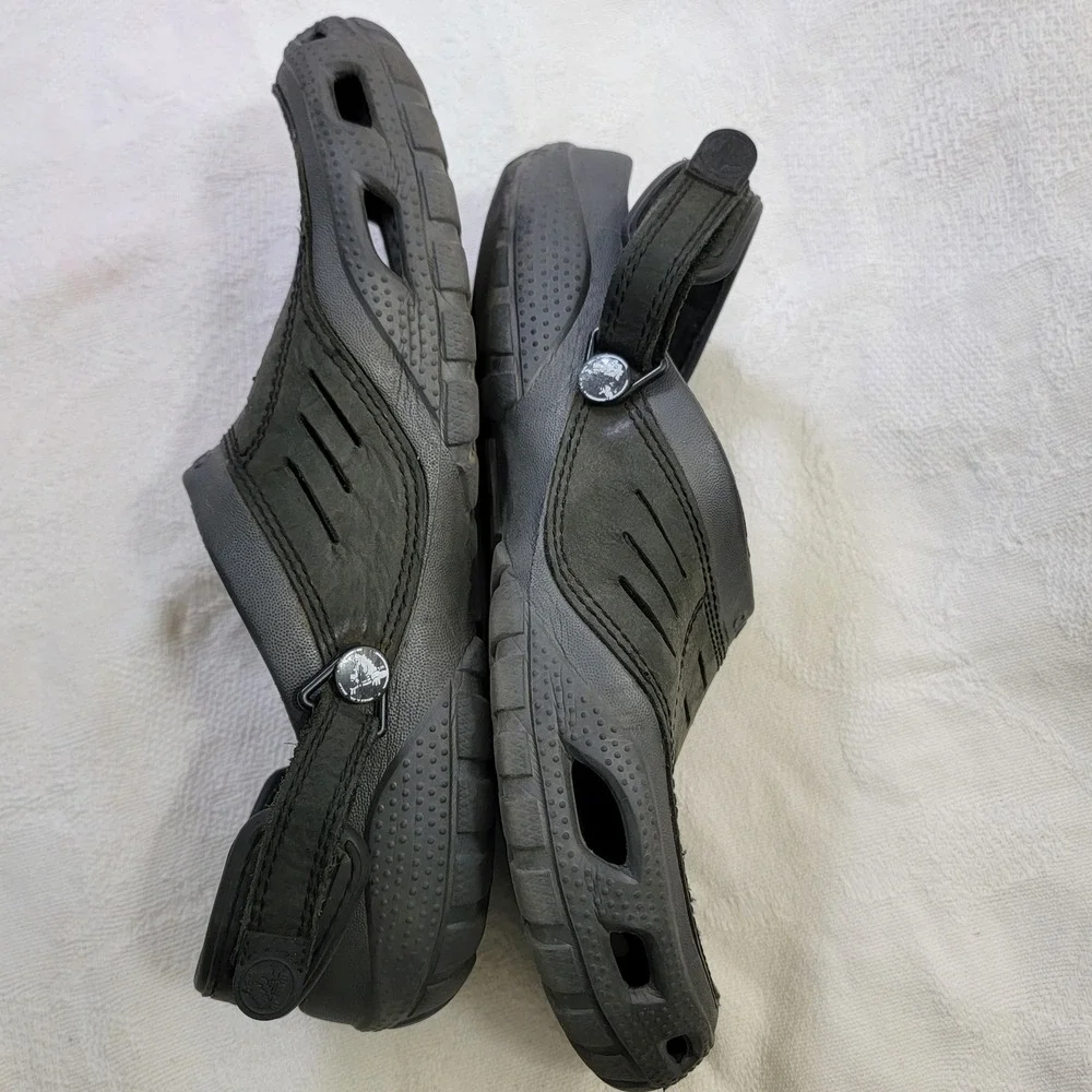 Crocs Yukon Sport Mens Black Leather Clog Adjustable Strap Sandals Size 12